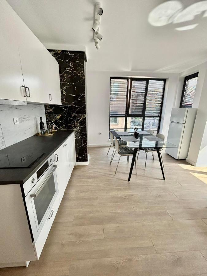 Smart Apartment Mir Varna Dış mekan fotoğraf