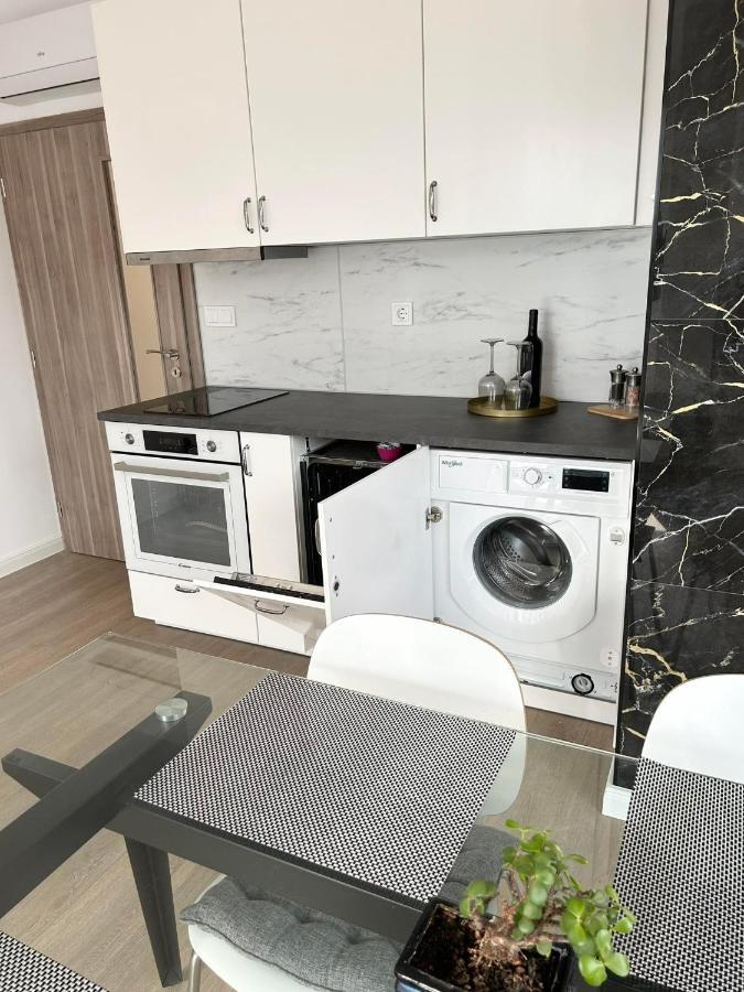 Smart Apartment Mir Varna Dış mekan fotoğraf